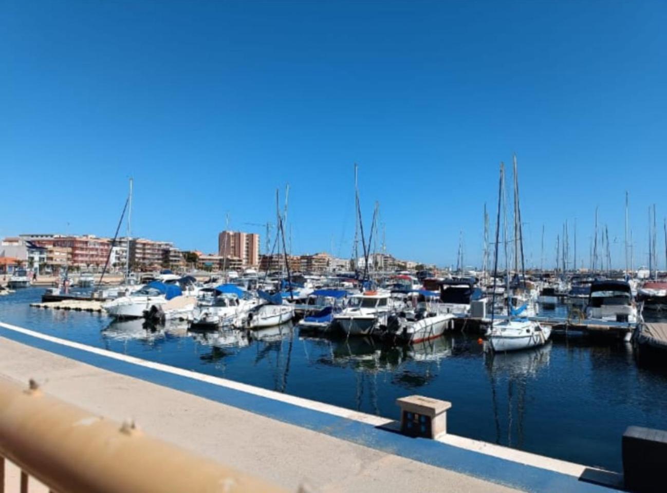 Marysol Apartment Lo Pagan Luaran gambar