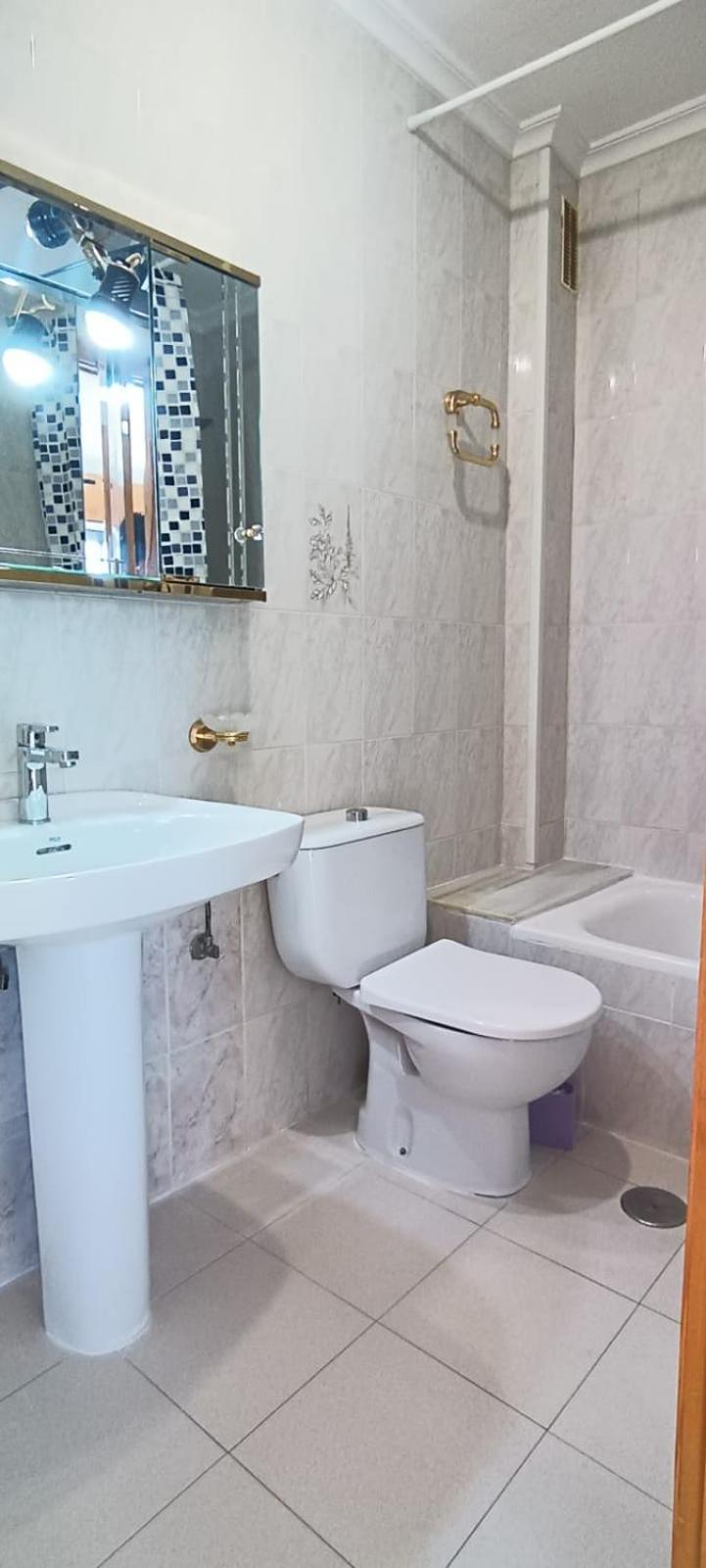 Marysol Apartment Lo Pagan Luaran gambar